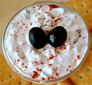 Cream Cheese, Garlic & Onion Black Olive Dip