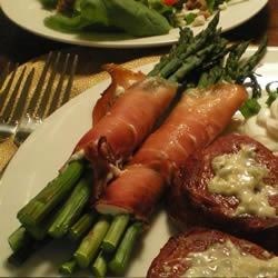 Asparagus wrapped in Prosciutto