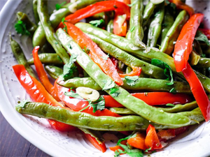 Sous Vide Green Beans with Garlic and Cilantro