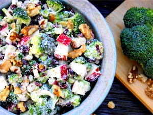Creamy Broccoli and Apple Salad