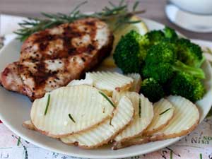 4-Minute Pressure Cooker Rosemary Garlic Potatoes